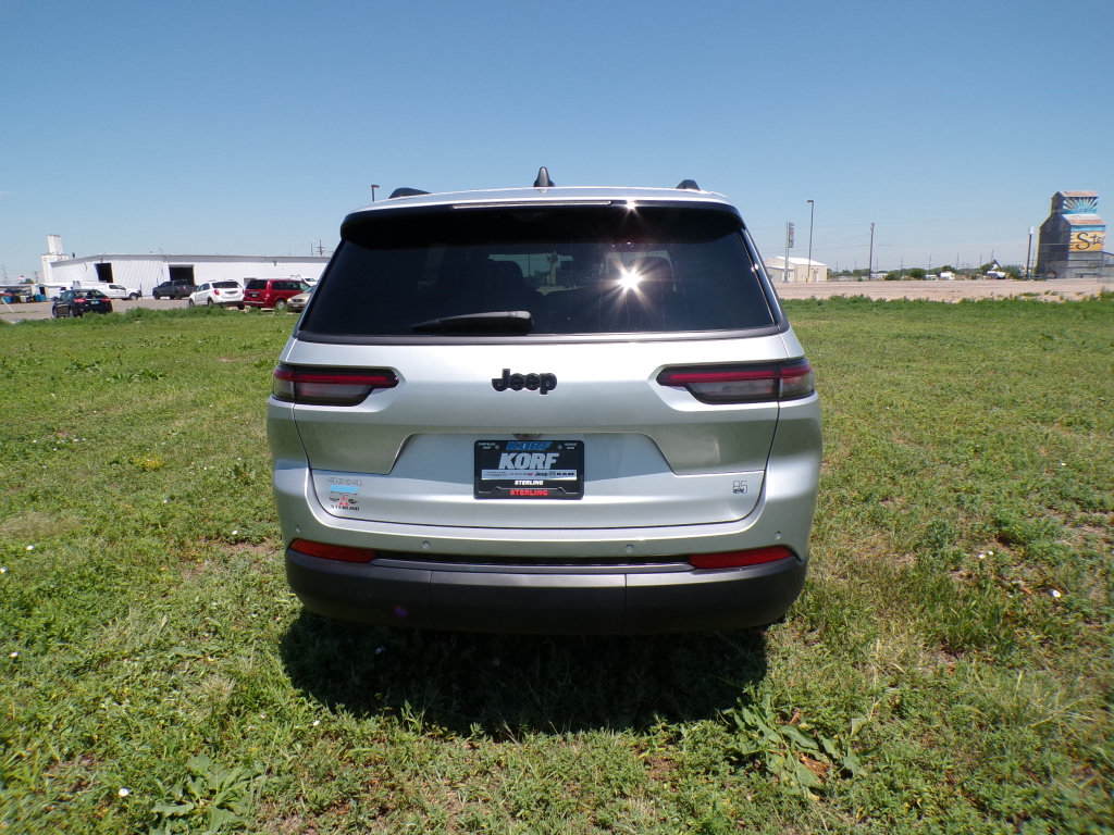 New 2026 Jeep Grand Cherokee L Limited AWD/4WD image 6