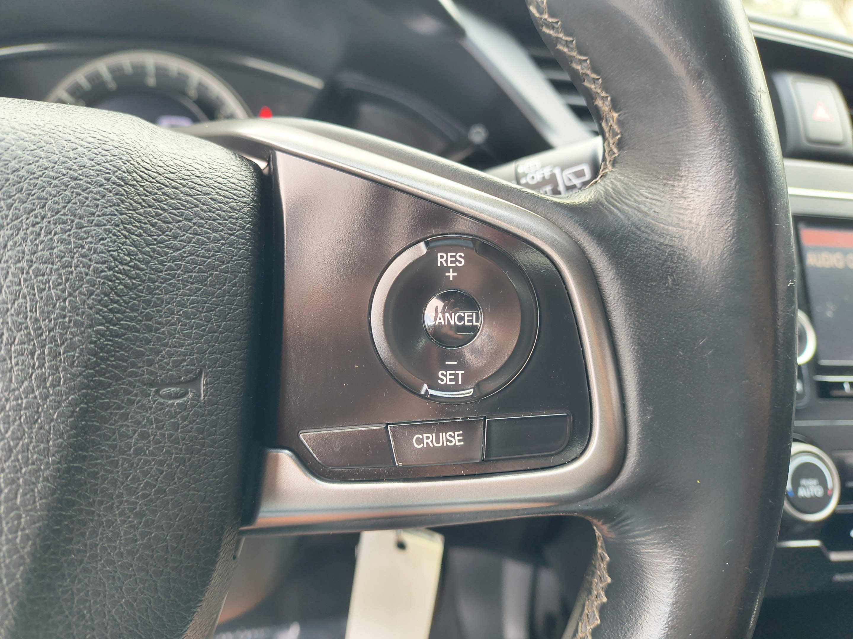 Used 2018 Honda Civic Sport image 30