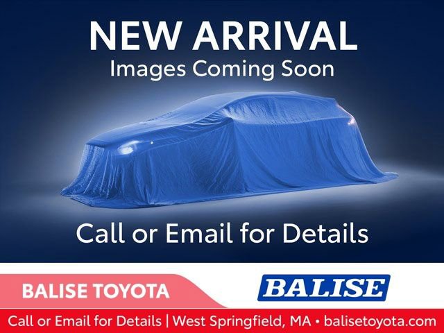 Used 2025 Toyota Camry LE image 1