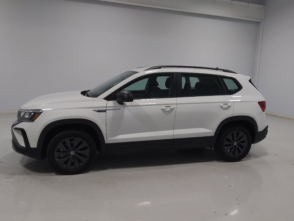 Used 2023 Volkswagen Taos S FWD image 2