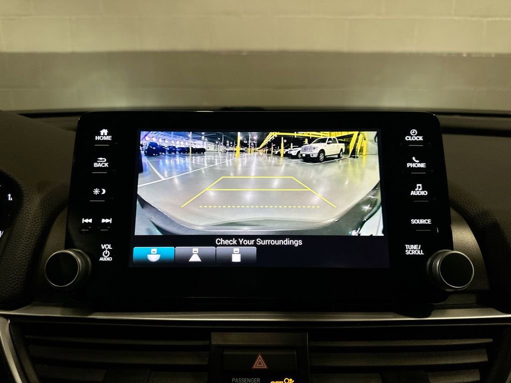 Used 2018 Honda Accord Sport image 15