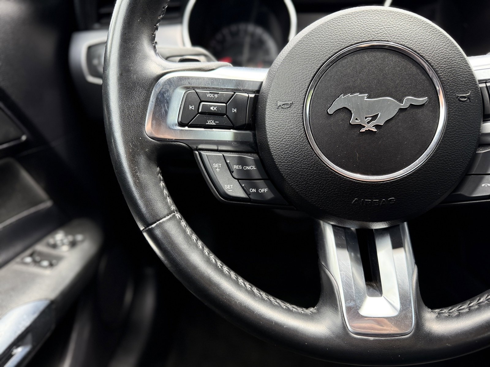 Used 2019 Ford Mustang GT image 25