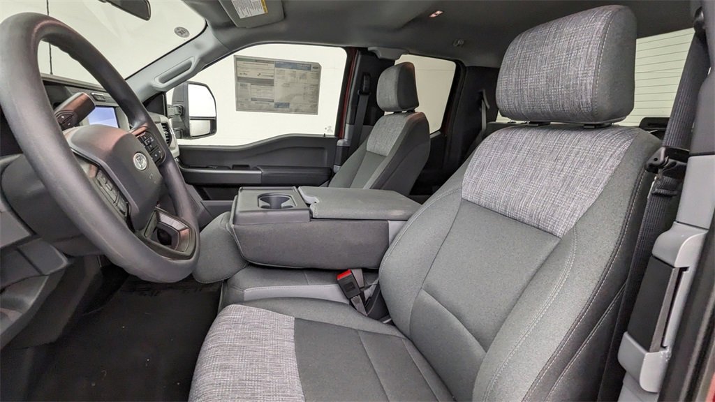 New 2026 Ford F250 XLT image 2