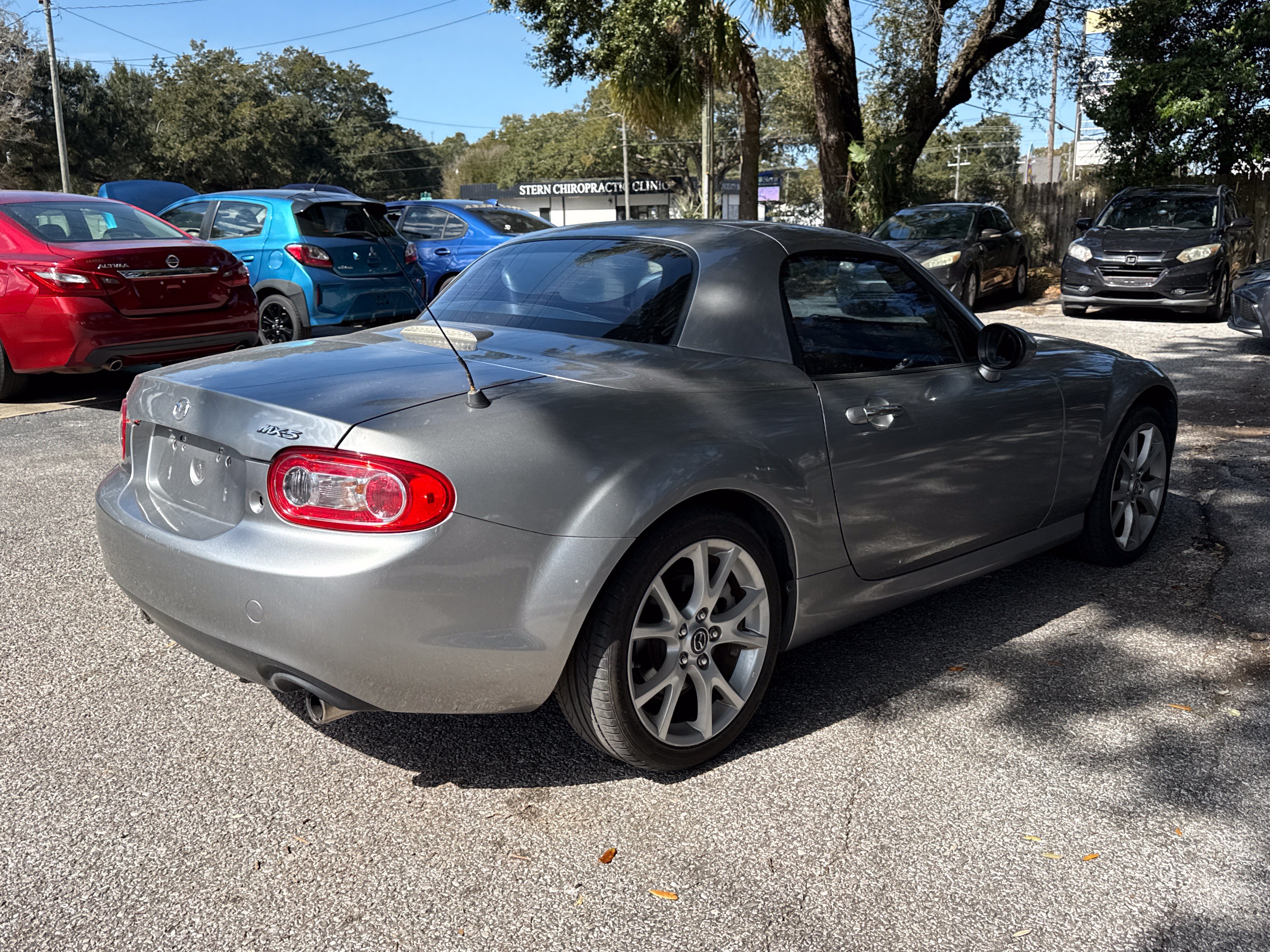 Used 2013 MAZDA MX-5 Miata Grand Touring RWD image 5