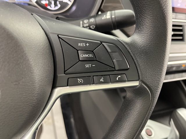 Used 2025 Nissan Altima 2.5 SV image 22