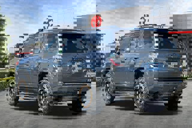 Certified 2021 Toyota 4Runner TRD Off-Road Premium w/ Moonroof Package image 7