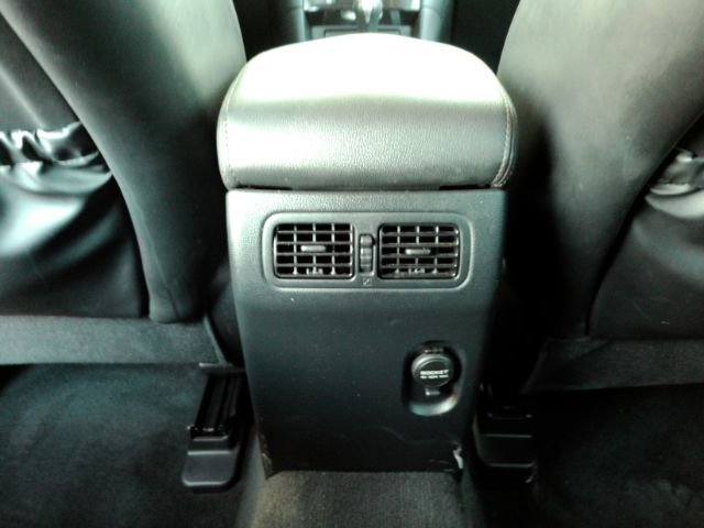 Used 2017 INFINITI QX70 AWD image 25