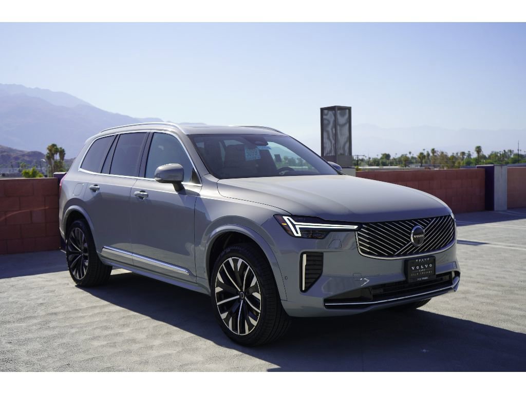New 2026 Volvo XC90 B5 Plus image 1