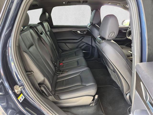 Used 2025 Audi Q7 3.0T Premium Plus AWD/4WD image 18
