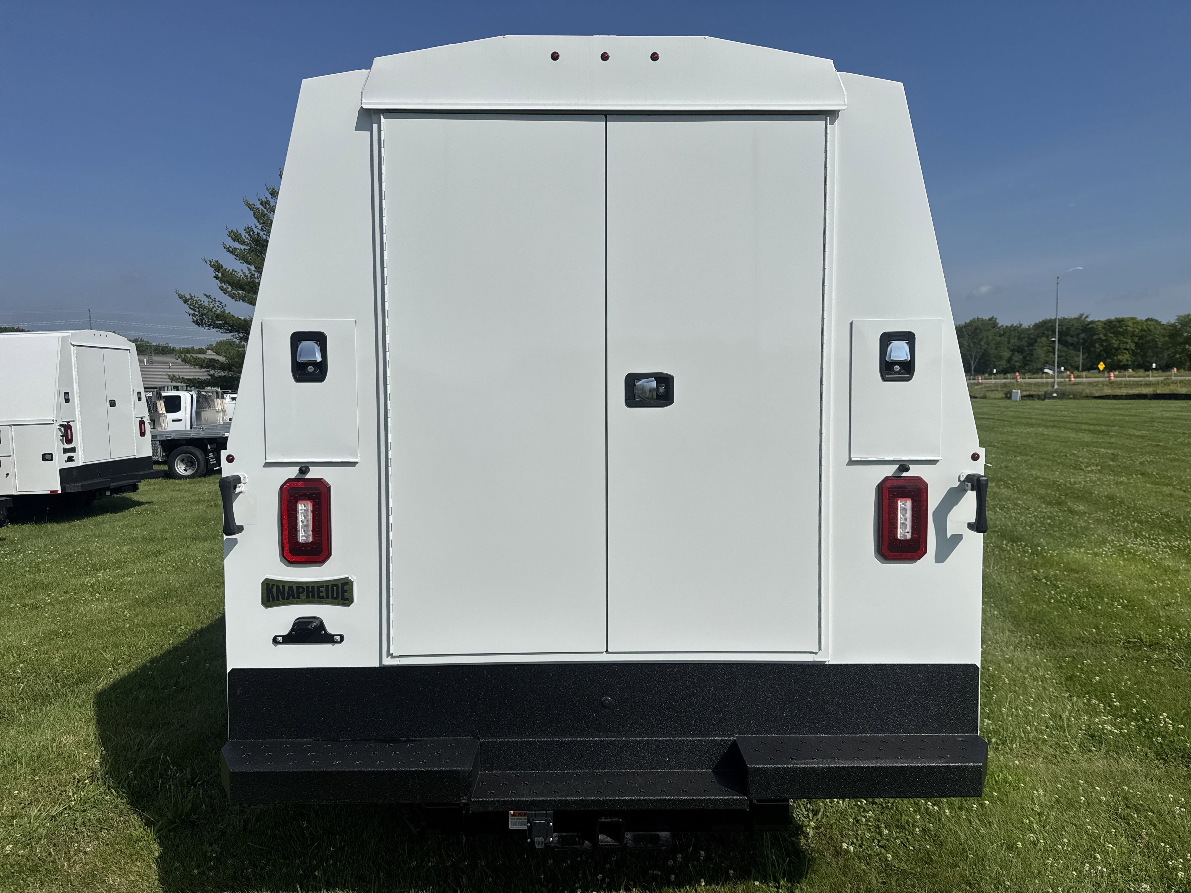 New 2025 Ford F350 XL w/ XL Chrome Package image 3