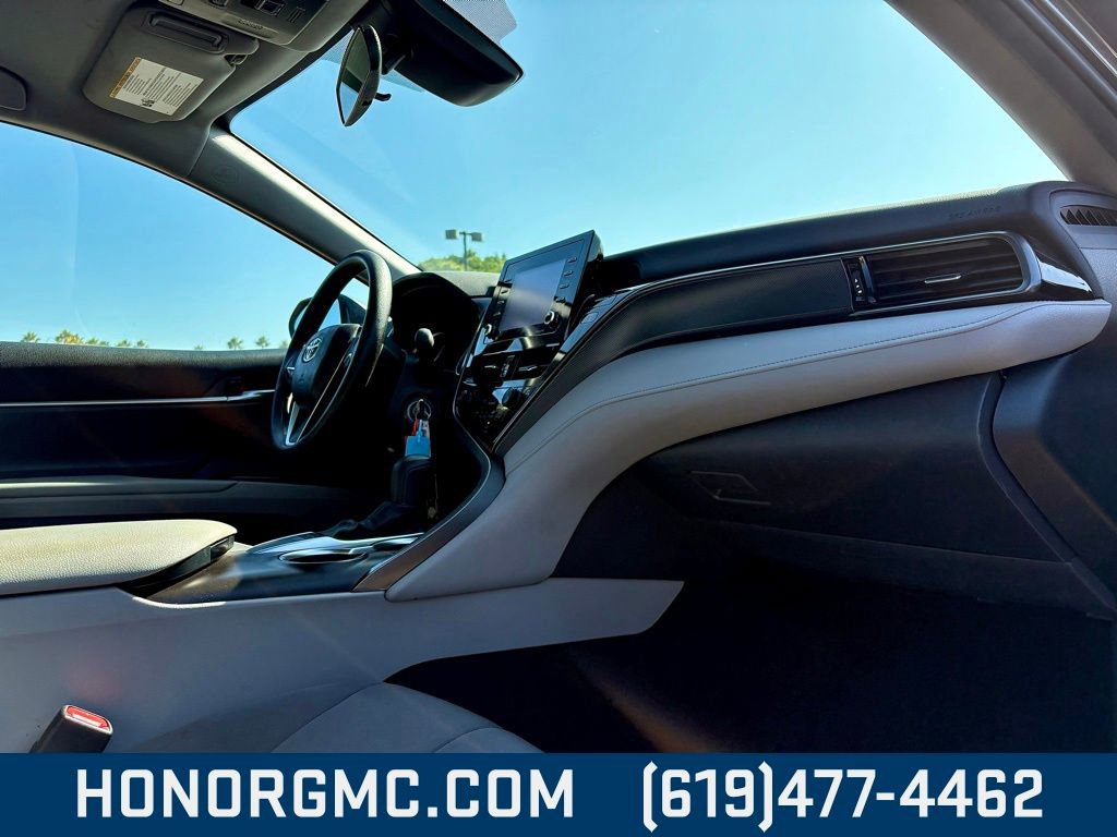 Used 2024 Toyota Camry LE image 19