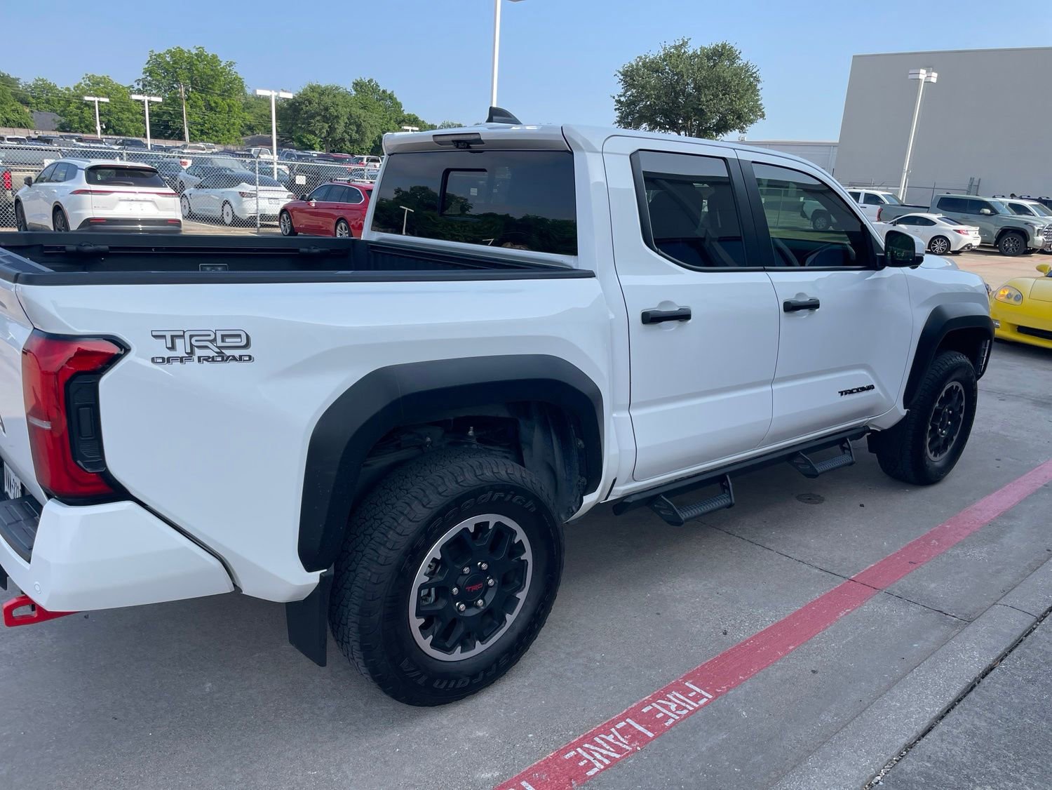 Used 2024 Toyota Tacoma TRD Off-Road w/ TRD Off Road Premium Package AWD/4WD image 7