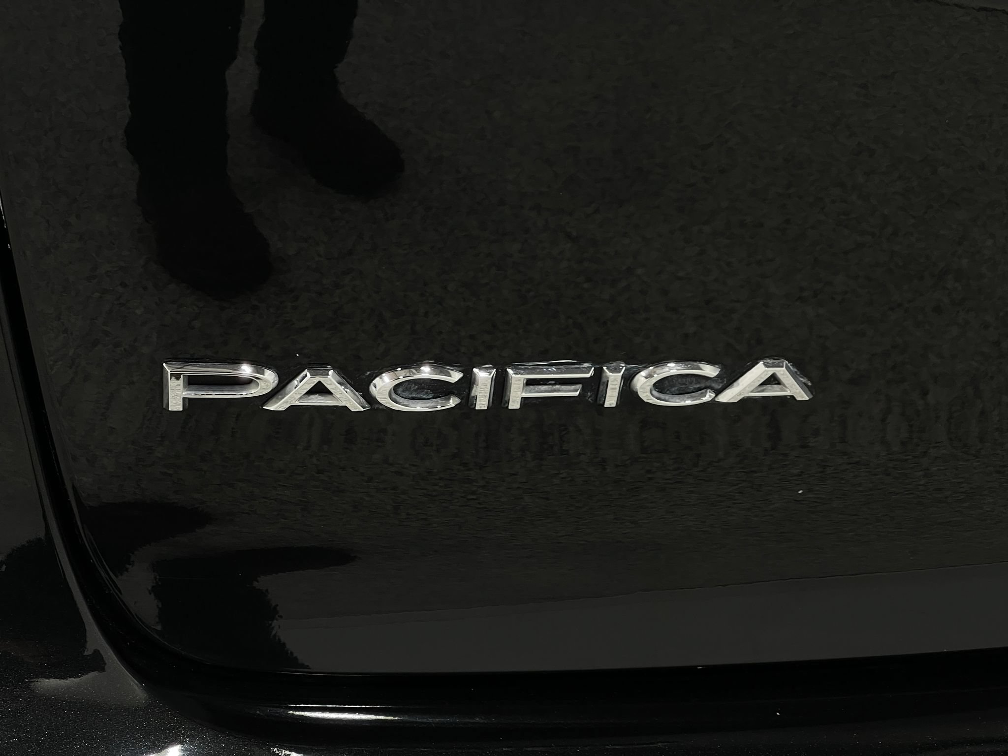 Used 2019 Chrysler Pacifica Limited FWD image 38