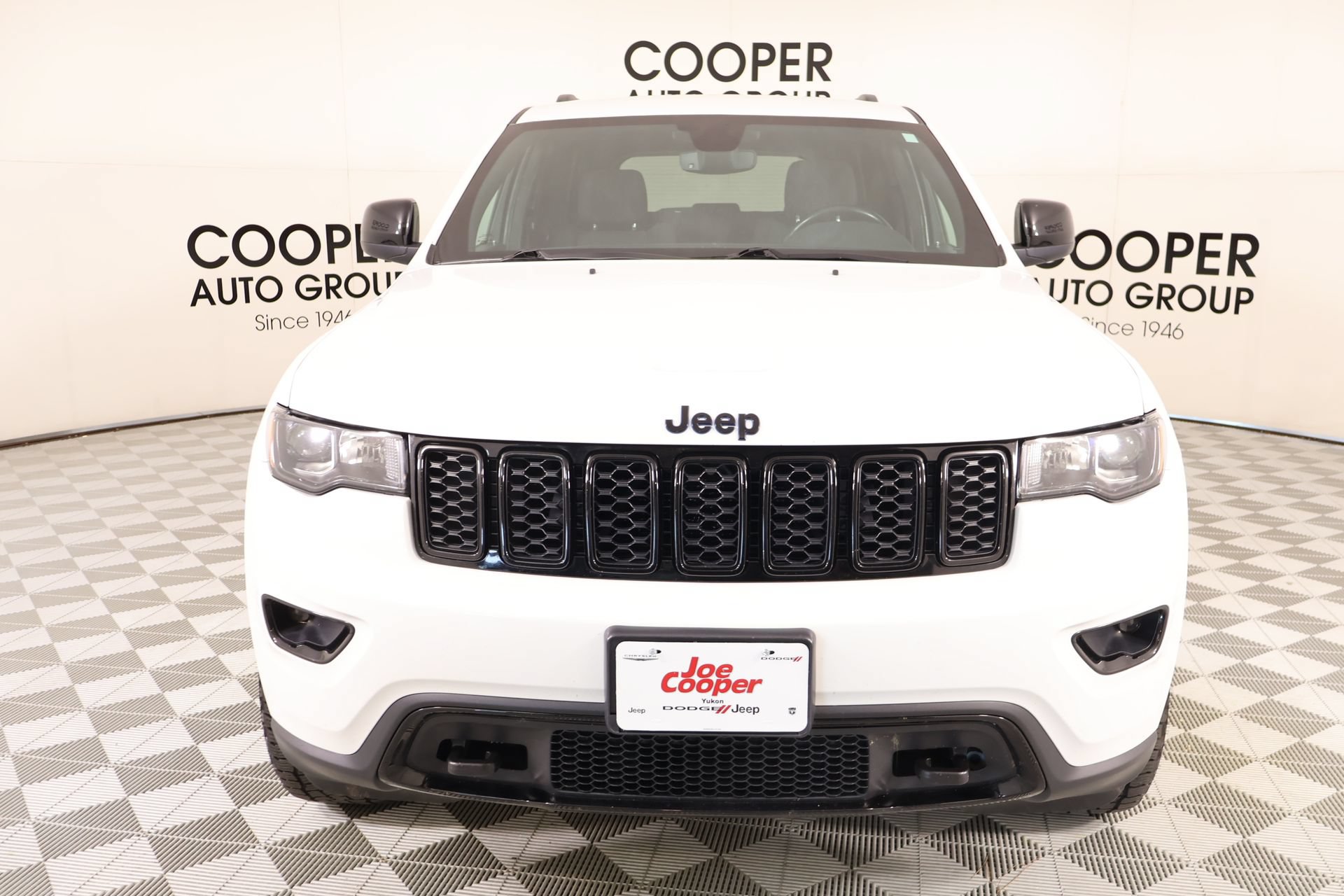 Used 2020 Jeep Grand Cherokee Laredo AWD/4WD image 10