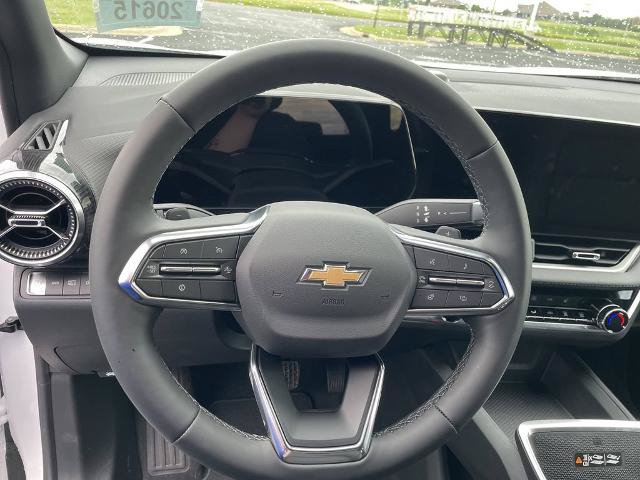 New 2026 Chevrolet Equinox LT w/ Convenience Package II AWD/4WD image 10