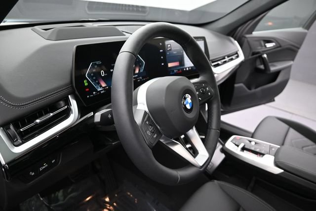 New 2026 BMW X1 xDrive28i w/ Technology Package AWD/4WD image 18