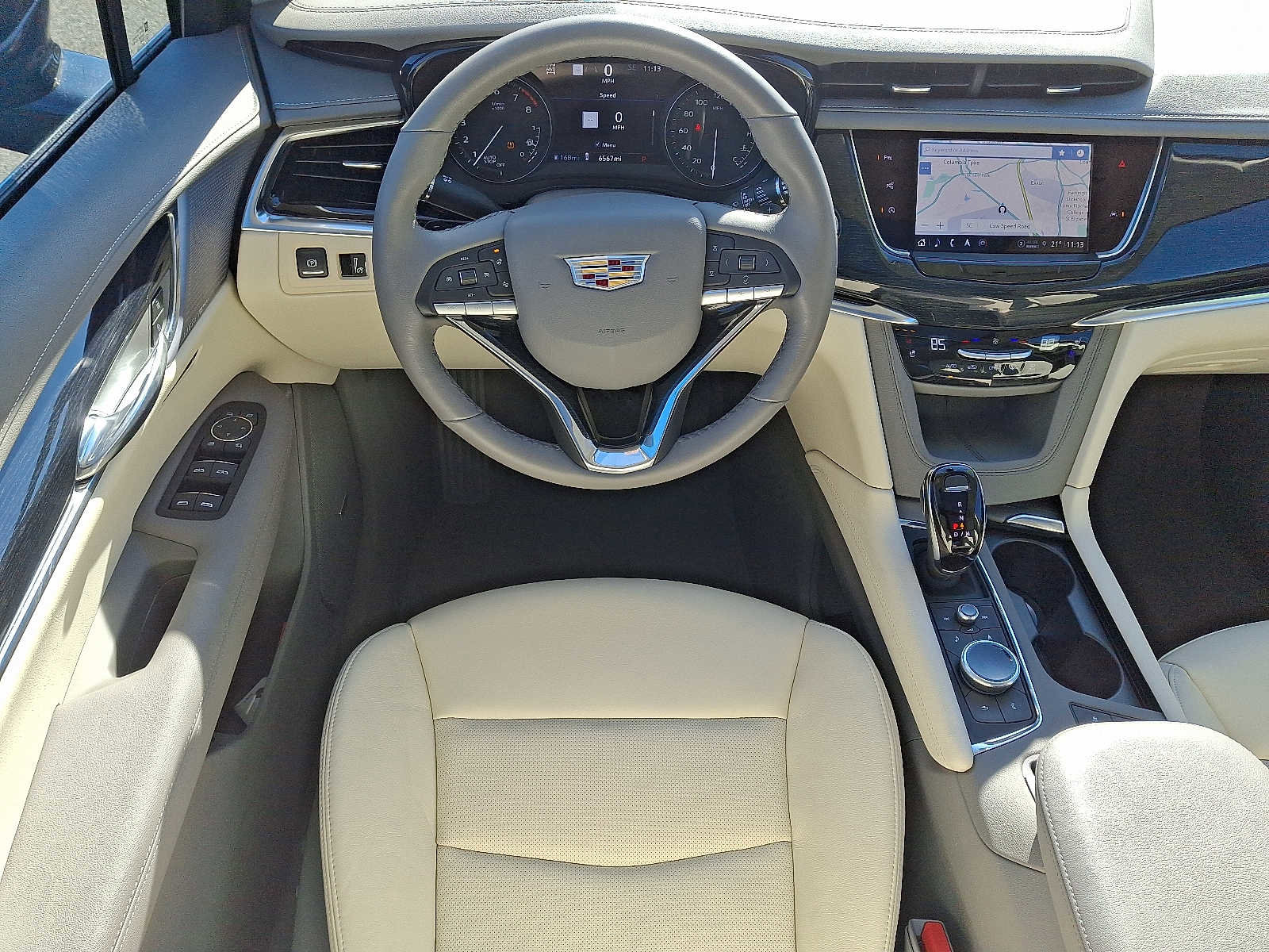 Used 2025 Cadillac XT6 Premium Luxury w/ Technology Package image 11