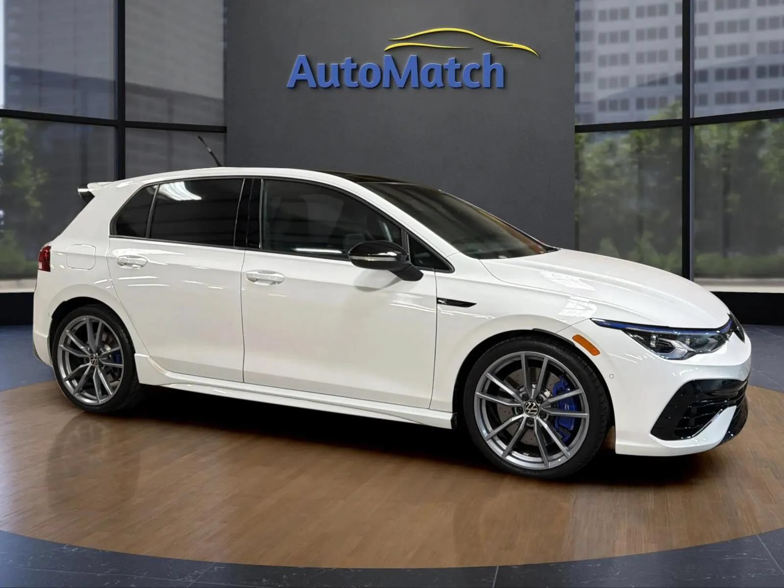 Used 2024 Volkswagen Golf R AWD/4WD image 13