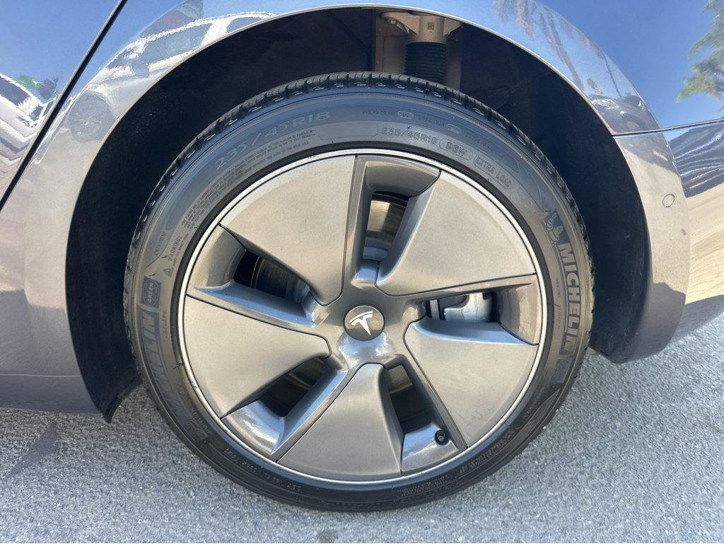 Used 2021 Tesla Model 3 Standard Range Plus RWD image 14