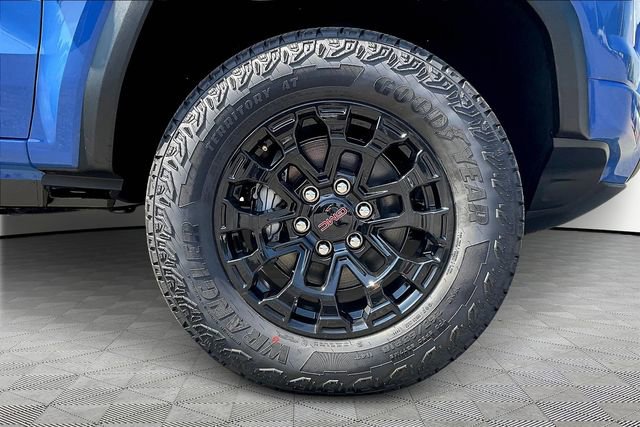 New 2026 GMC Canyon Elevation w/ Convenience Package image 13