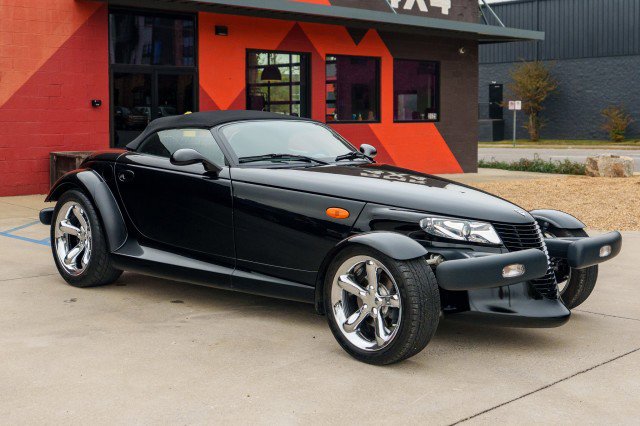 Used 2000 Plymouth Prowler image 26