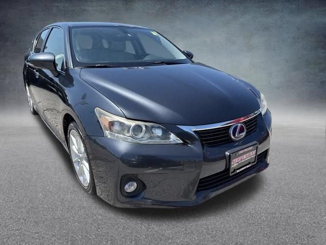 Used 2011 Lexus CT 200h Premium FWD image 4