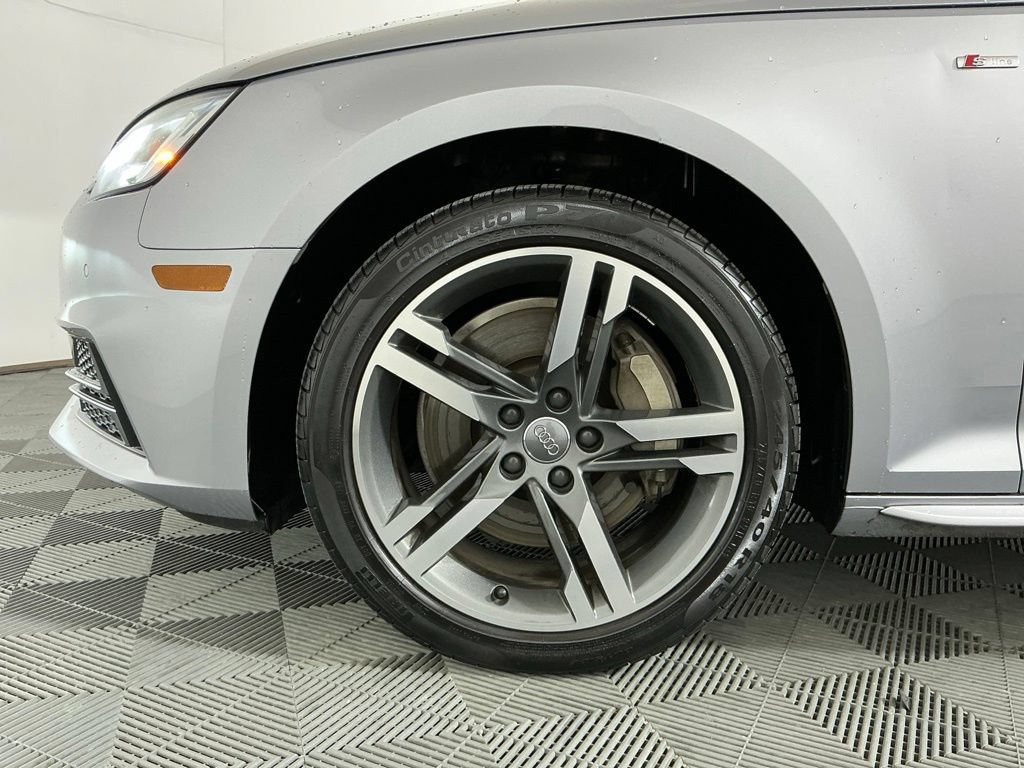 Used 2017 Audi A4 2.0T Premium Plus w/ Premium Plus Package AWD/4WD image 32