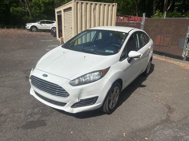 Used 2016 Ford Fiesta SE FWD image 1