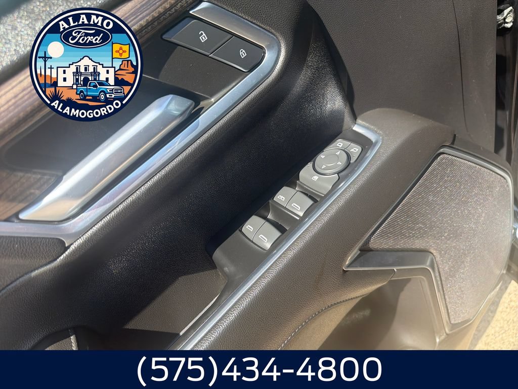 Used 2022 Chevrolet Silverado 1500 RST AWD/4WD image 11