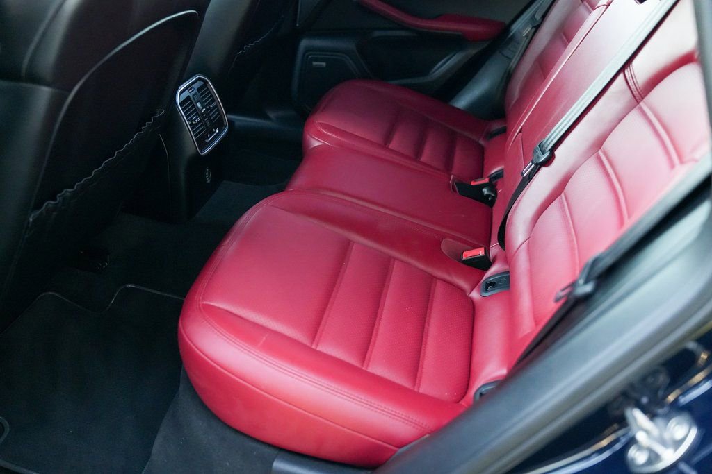 Used 2018 Porsche Macan GTS image 49