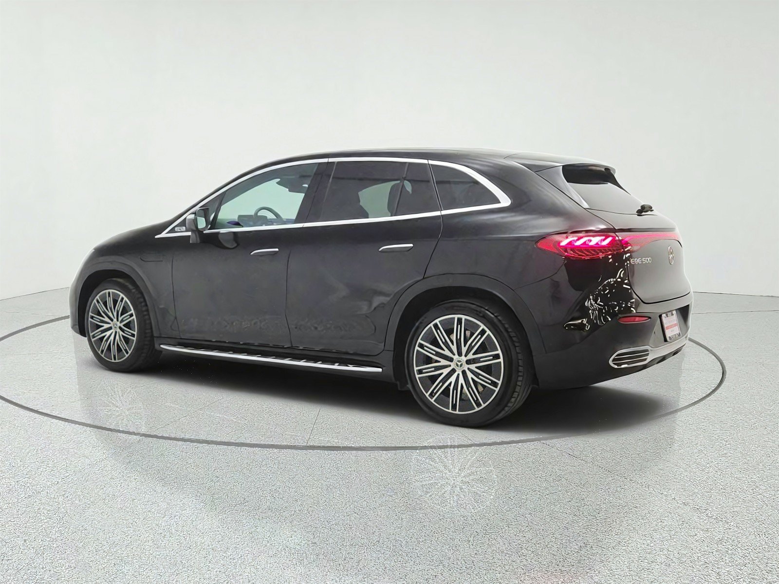 Used 2023 Mercedes-Benz EQE 500 4MATIC SUV image 7