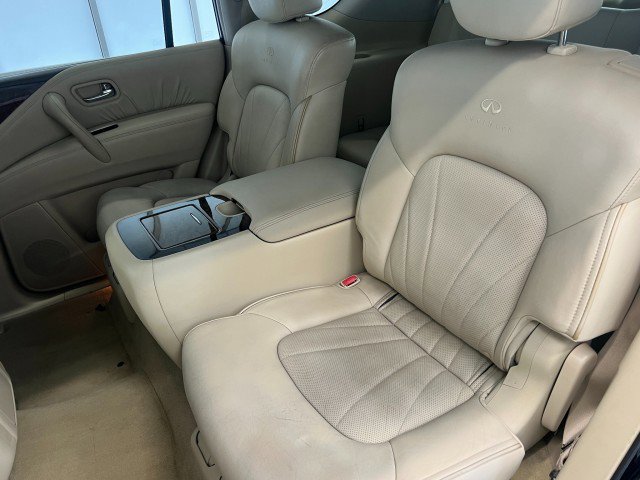 Used 2011 INFINITI QX56 4WD w/ Deluxe Touring Pkg image 36