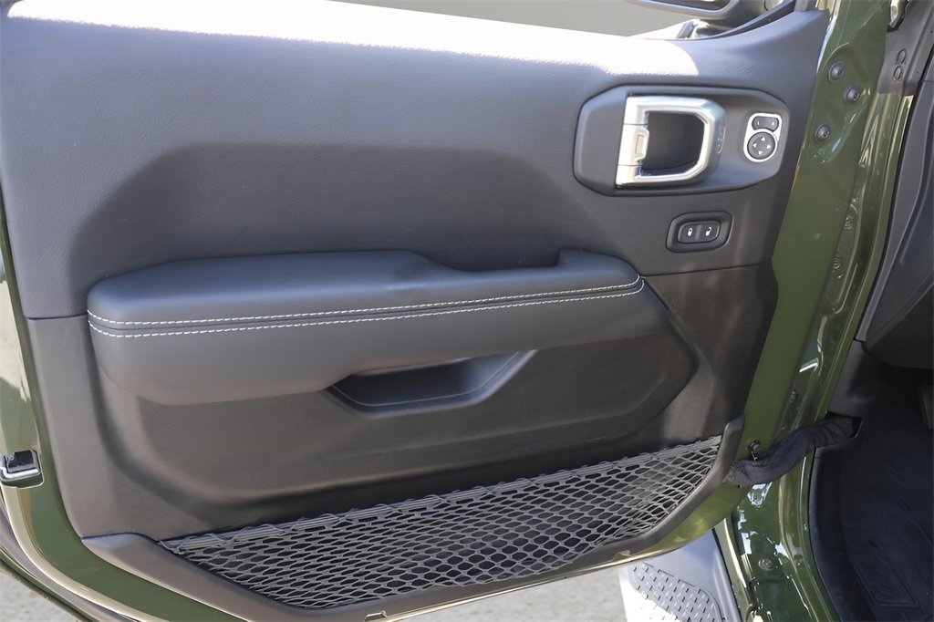 Used 2022 Jeep Gladiator Overland w/ Popular Equipment Package image 24