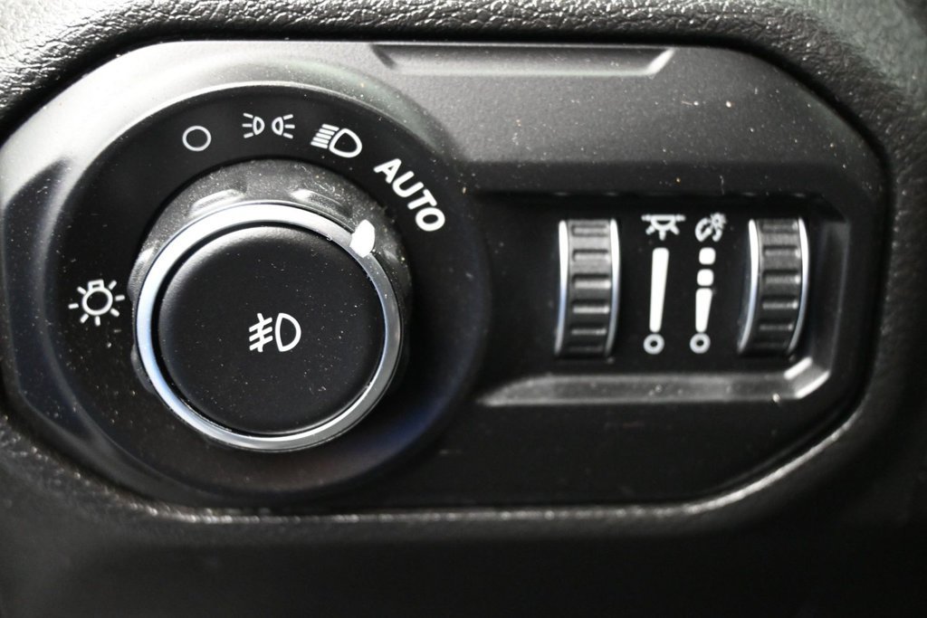 Used 2022 Jeep Wrangler Unlimited Sport AWD/4WD image 11
