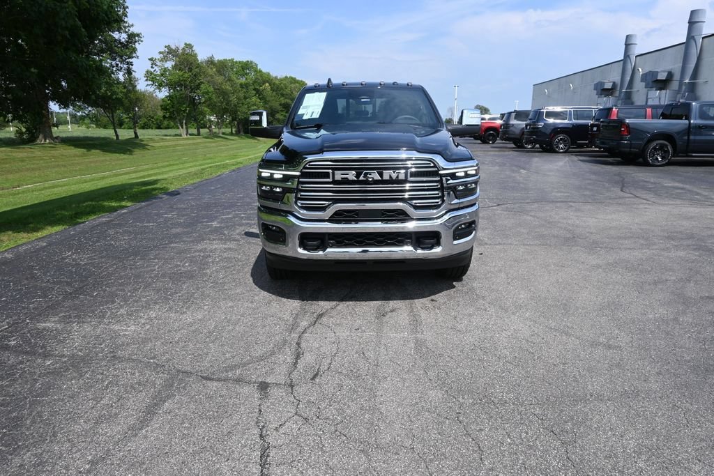Used 2025 RAM 2500 Laramie AWD/4WD image 16