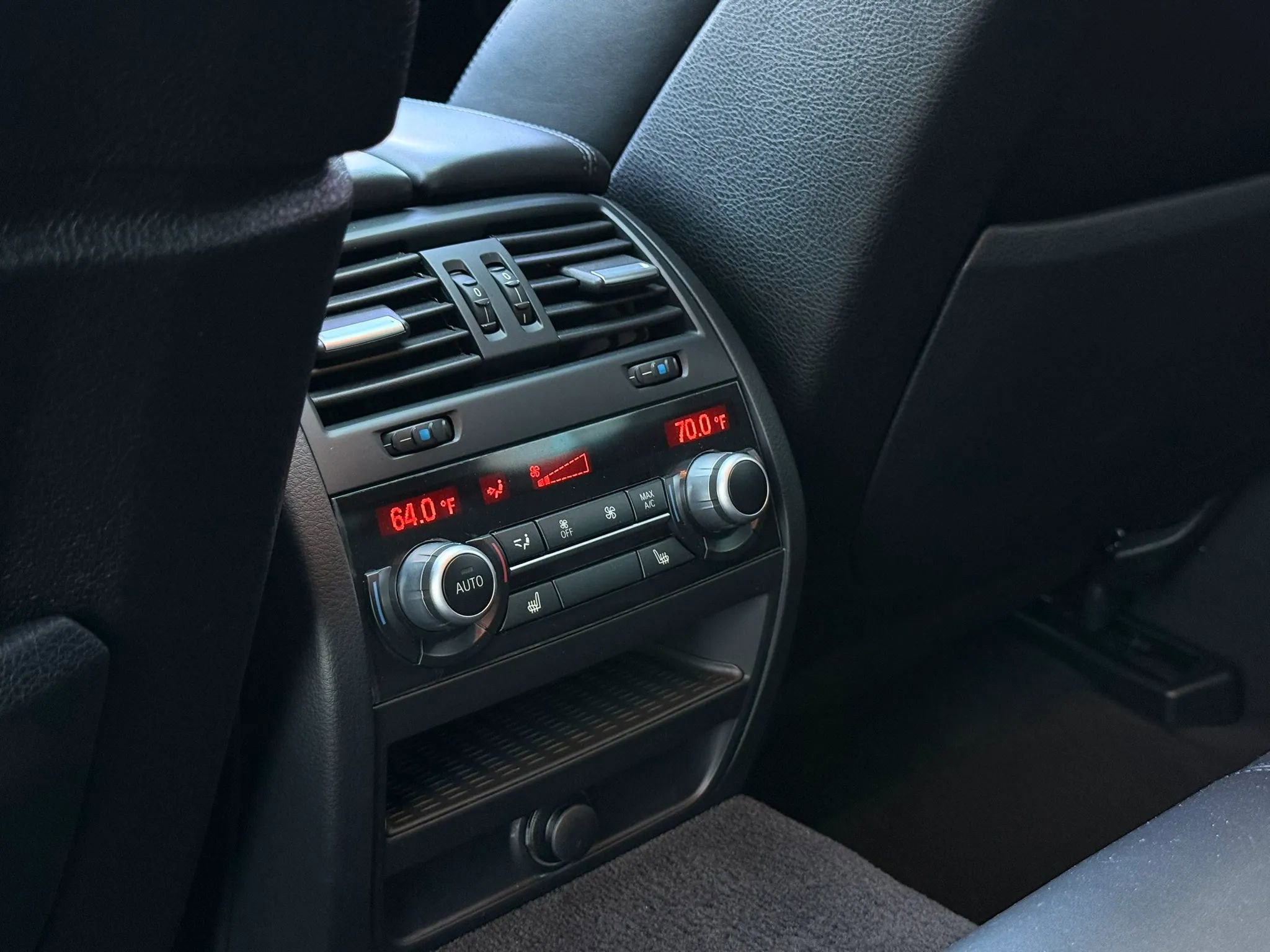 Used 2013 BMW M5 RWD image 22