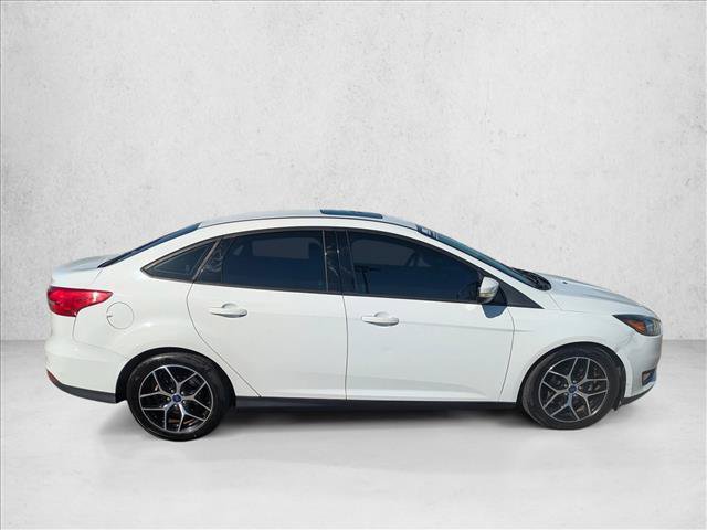 Used 2018 Ford Focus SEL FWD image 4