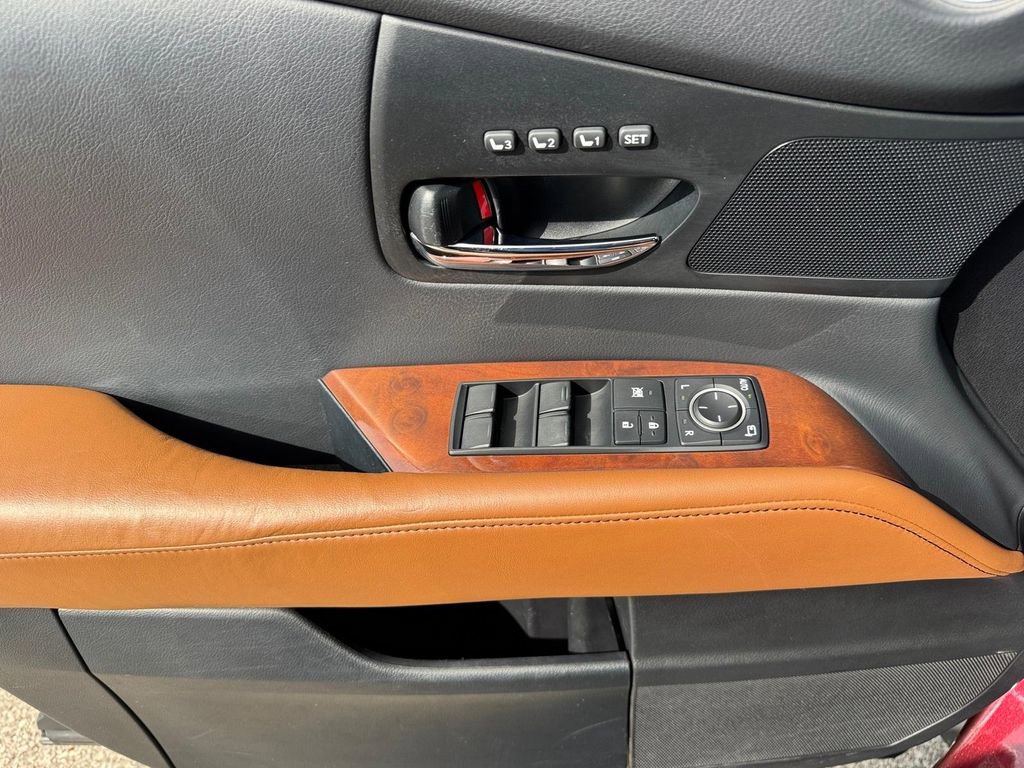Used 2014 Lexus RX 450h AWD image 15
