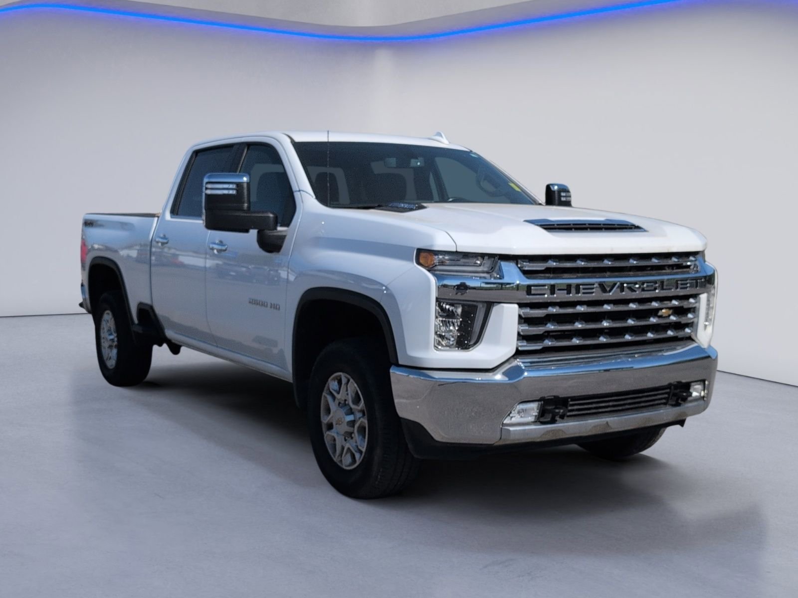 Used 2023 Chevrolet Silverado 2500 LTZ image 3