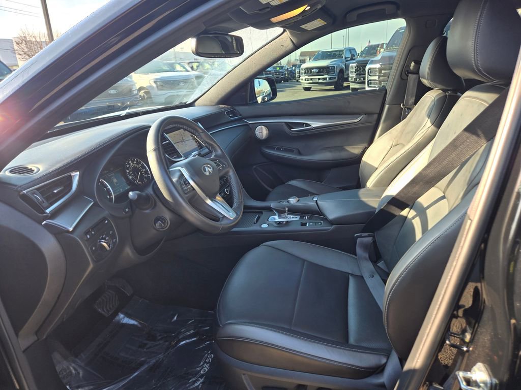 Used 2022 INFINITI QX55 Essential w/ Proassist Package image 12