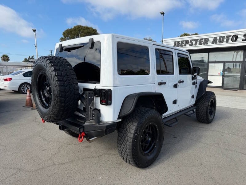 Used 2015 Jeep Wrangler Unlimited Sahara AWD/4WD image 5