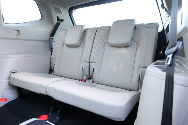 New 2026 Volkswagen Atlas SEL Premium R-Line image 32