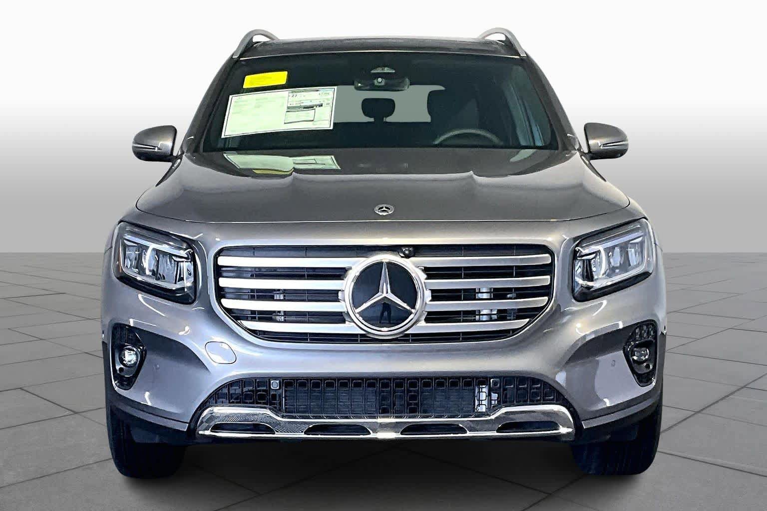 New 2026 Mercedes-Benz GLB 250 4MATIC image 2