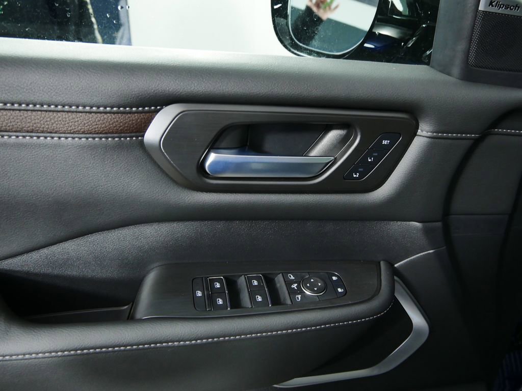 New 2025 Nissan Armada Platinum image 23