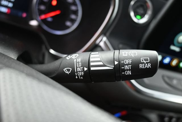 Used 2025 Chevrolet Blazer LT FWD image 31