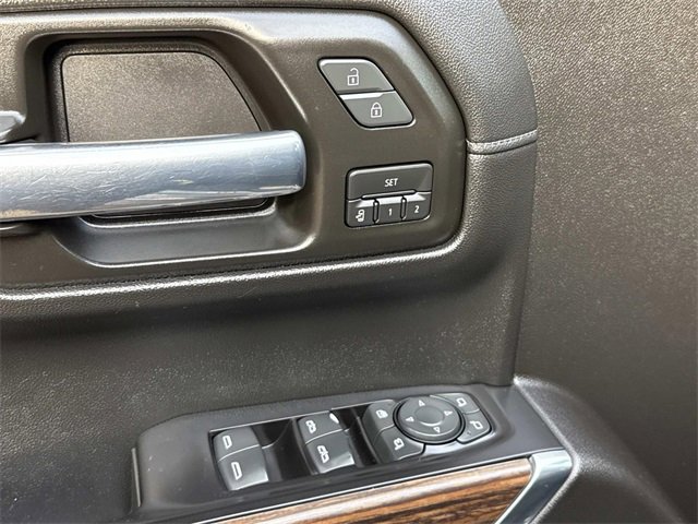 Used 2020 Chevrolet Silverado 1500 High Country image 17