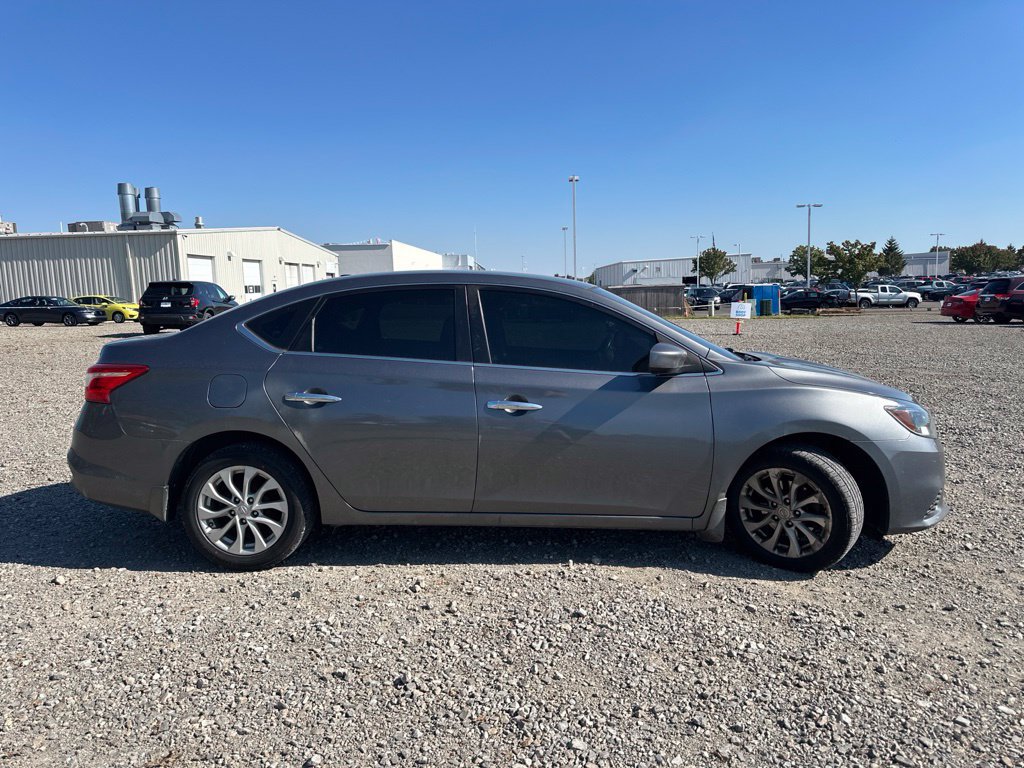 Used 2018 Nissan Sentra SV FWD image 11