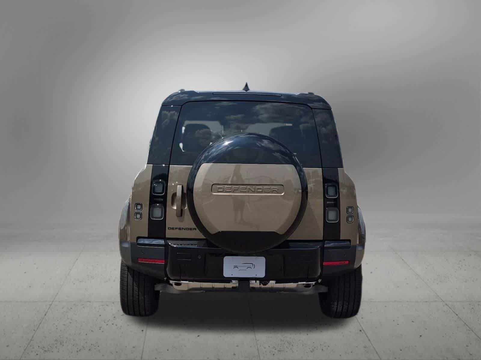 New 2026 Land Rover Defender 110 S AWD/4WD image 5