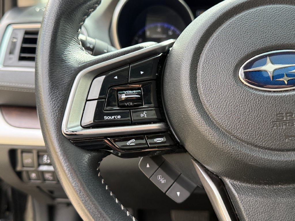 Used 2018 Subaru Outback 3.6R Limited AWD/4WD image 22