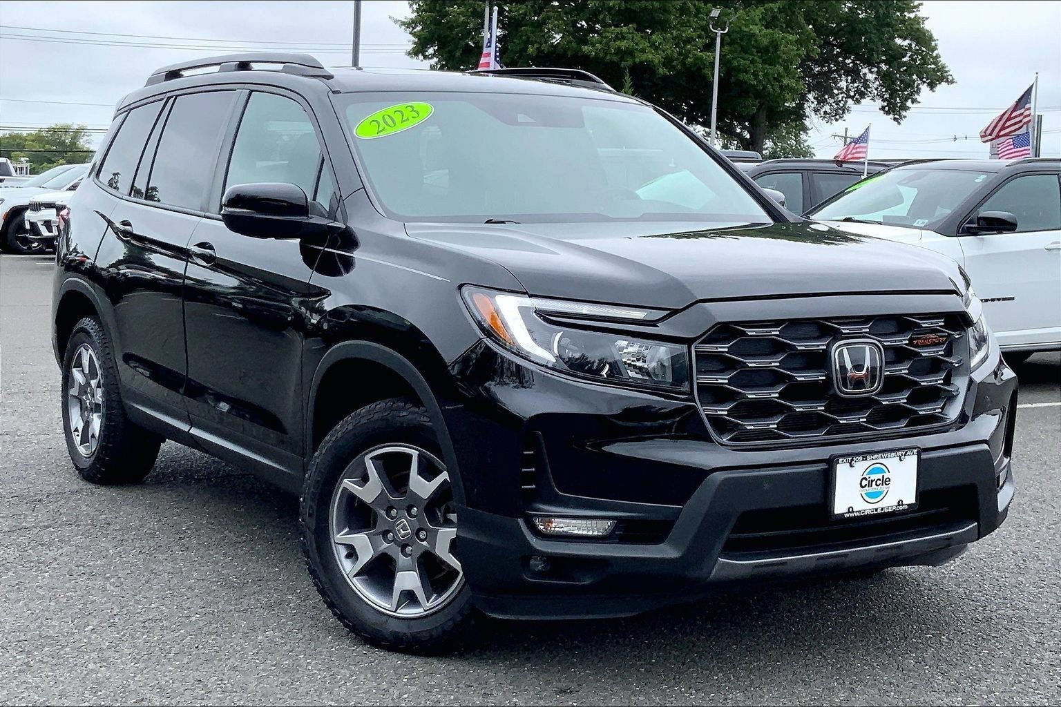 Used 2023 Honda Passport TrailSport image 2